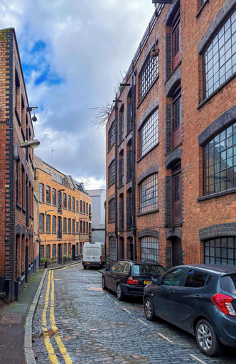 Room 4, Spacious Studio in a Converted Warehouse Shoreditch, London