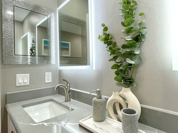Interior 2, Mangroves, Manatee