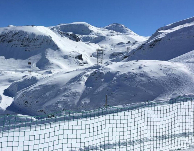 View from property 5, Hideaway in Les Deux Alpes, Isère