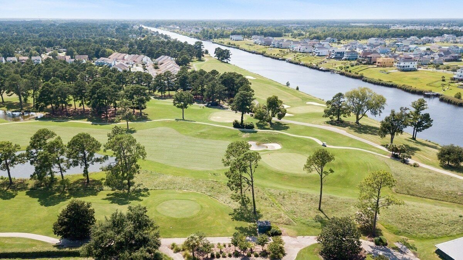 Interior 5, Magnolia Pointe Luster Leaf 4894-303, Horry
