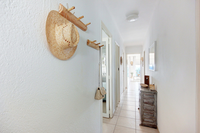 Others 2, Apartment in Rosas Near Canyelles Beach, Girona