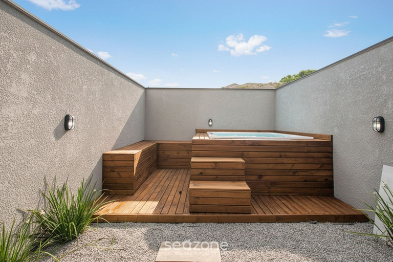 Outdoor spa tub, House w/ BBQ and Jacuzzi Adr0002, Florianopolis