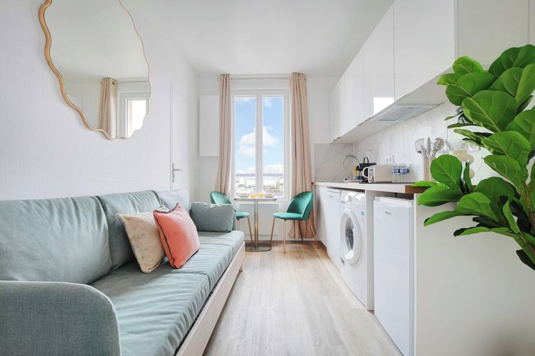 Living area 3, Bright apartment 1BDR 4P - Ivry-sur-Seine, Val-de-Marne