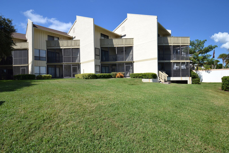 Interior 3, Bay Oaks - E82, Sarasota