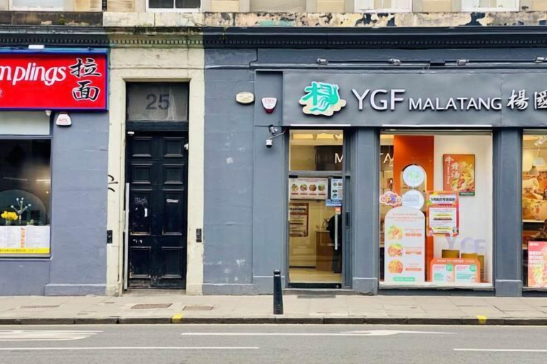 Restaurant, Stylish Apartment in Edinburgh ‧ 5 beds 3 Bedrooms, Edinburgh