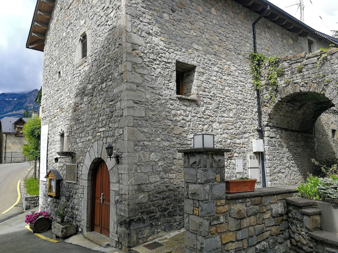Exterior 2, El Alboroque, Huesca