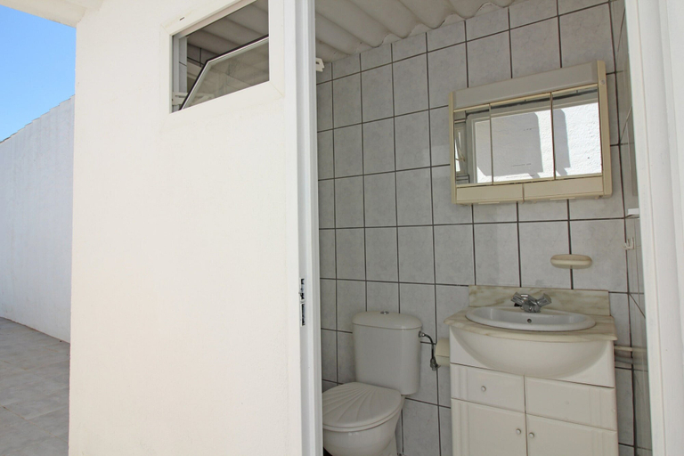 Bathroom 4, Apartment in Empuriabrava Near Beach, Girona