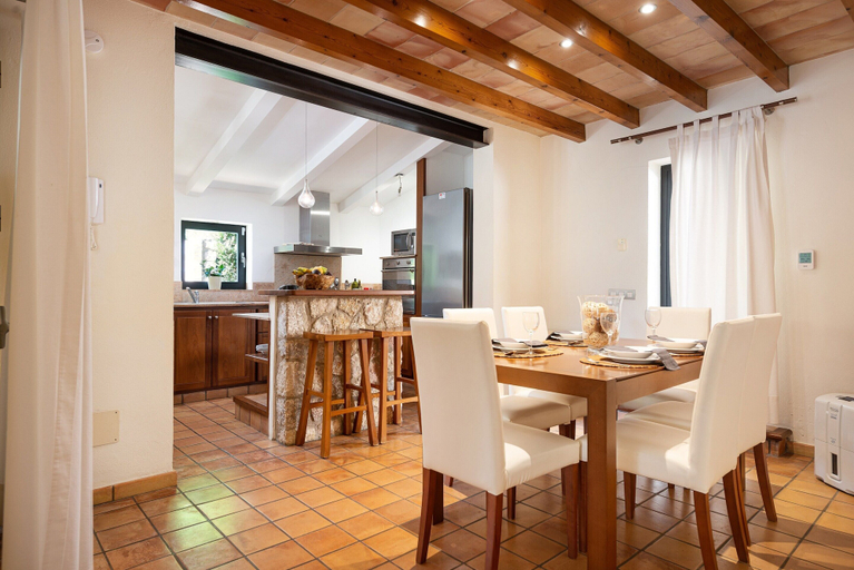 Dining 5, Cal Llenyater - Villa With Private Pool. Free Wifi, Baleares