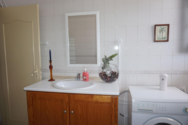 Bathroom 3, Casa Praia da Nazare, Nazaré