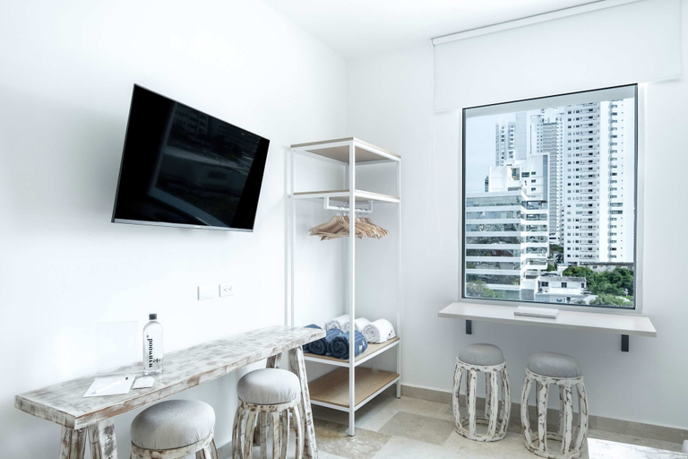 Room 2, w Unfailing Loft in the Heart of Bocagrande, Cartagena de Indias