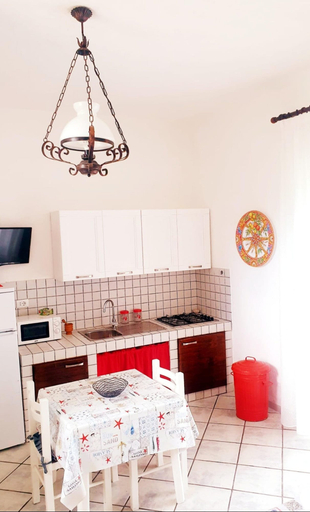 Private kitchen, Apartment in Sicily Near Sandy Beach, Trapani