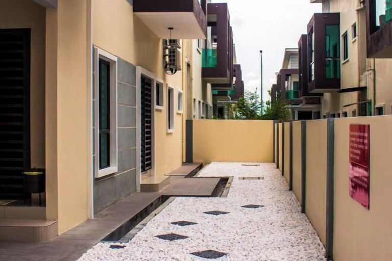 Exterior 3, Tropical Livings Meru Ipoh Homestay, Kinta