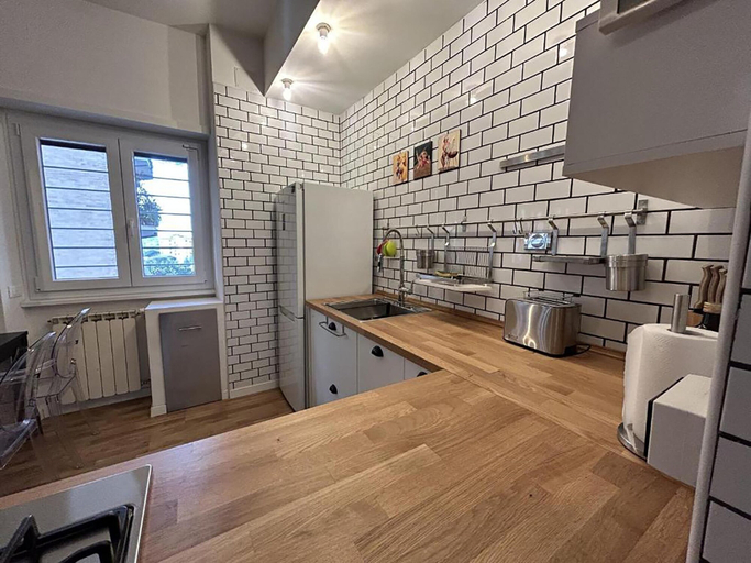 Interior 3, Novacella 38 Home by Ghor, Roma