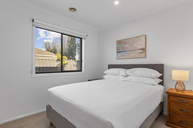 Room 2, Family Escape With Private Courtyard, Melbourne