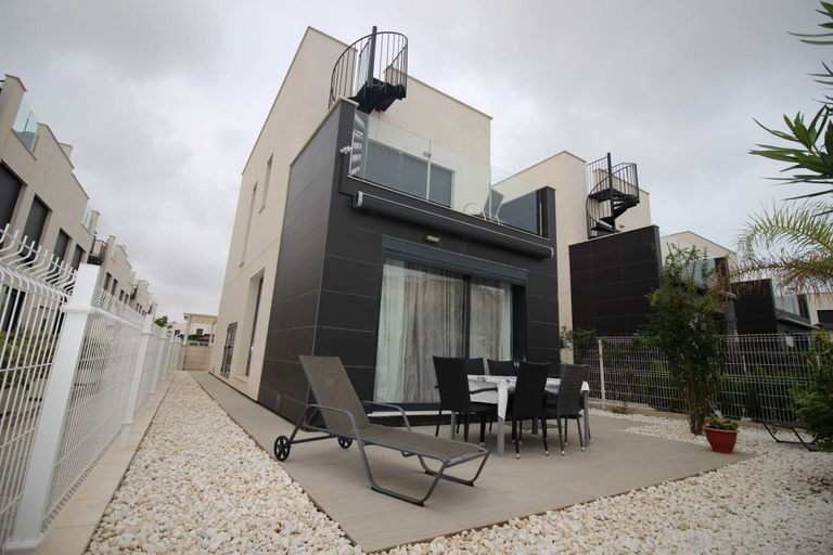 Exterior 4, Comfortable House in Torrevieja, Alicante