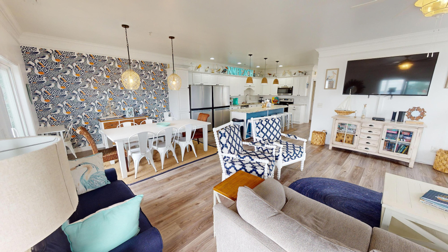 Interior 3, Bermuda Breeze - D, Horry