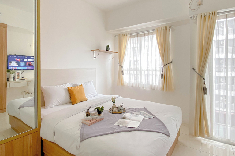 Interior 5, Compact And Homey Studio At Apartment Taman Melati Margonda, Depok