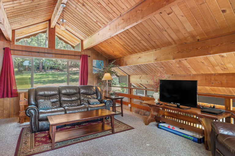 Others 5, Meadow View, Mariposa