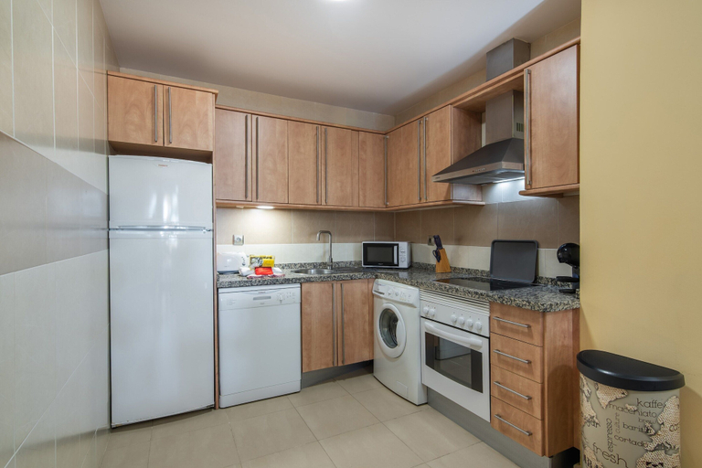 Private kitchen, Cozy Beach Apartment for 5, Huelva