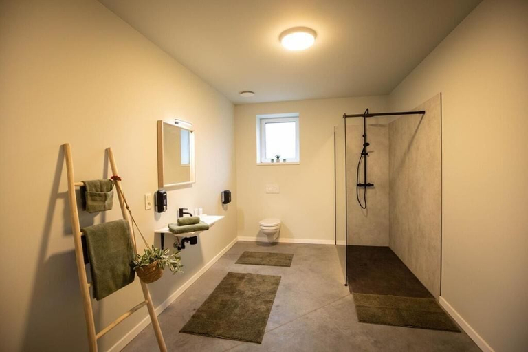 Bathroom 5, City Housing Genk, Limburg