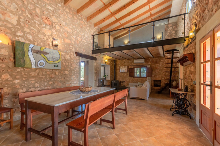 Dining 5, Country House Near Algaida Beach, Baleares