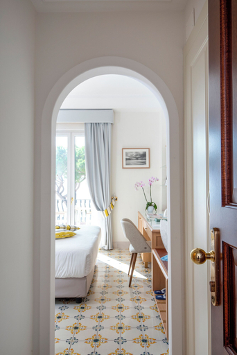 Bedroom 3, San Montano Resort & Spa, Napoli