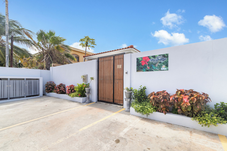 Exterior & Views 2, Little Paradise #5 - Barica Geel