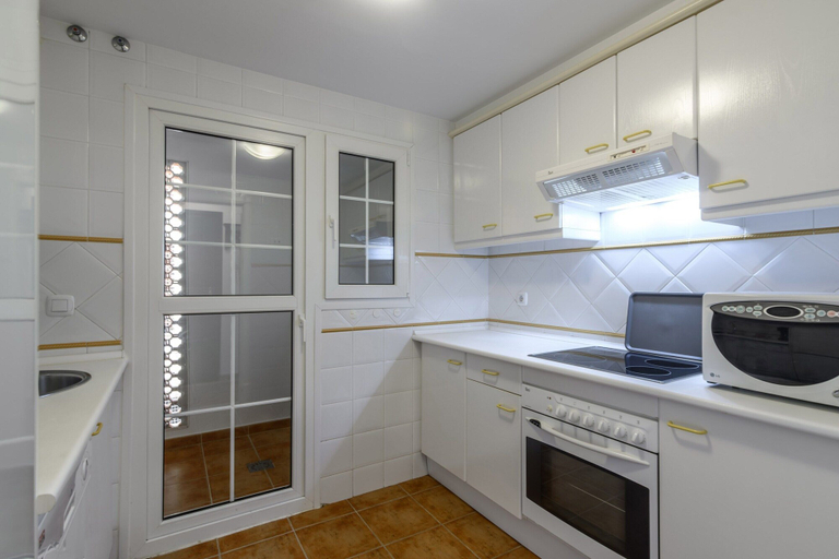 Private kitchen 3, Golfside Apartment for 6 Guests, Huelva