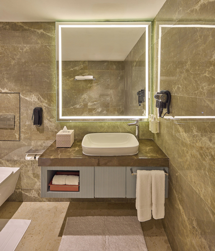 Bathroom 5, ICONIQA - The Lifestyle Hotel of Mumbai, Mumbai Suburban