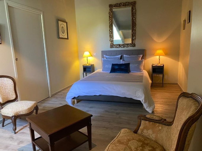 Room 2, Manoir Blanche Haut, Lot-et-Garonne