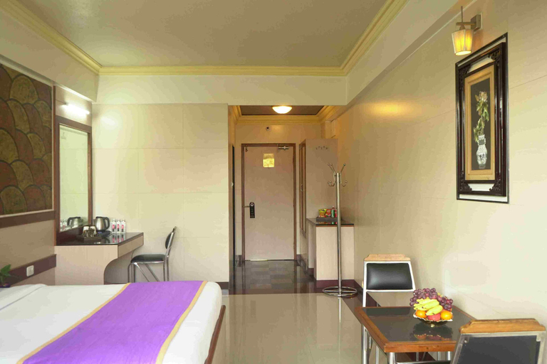Bedroom 4, The Grand Krishna Rooms, Bangalore