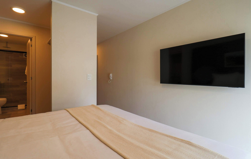 Others 3, w Captivating Loft in the Heart of Miraflores, Lima