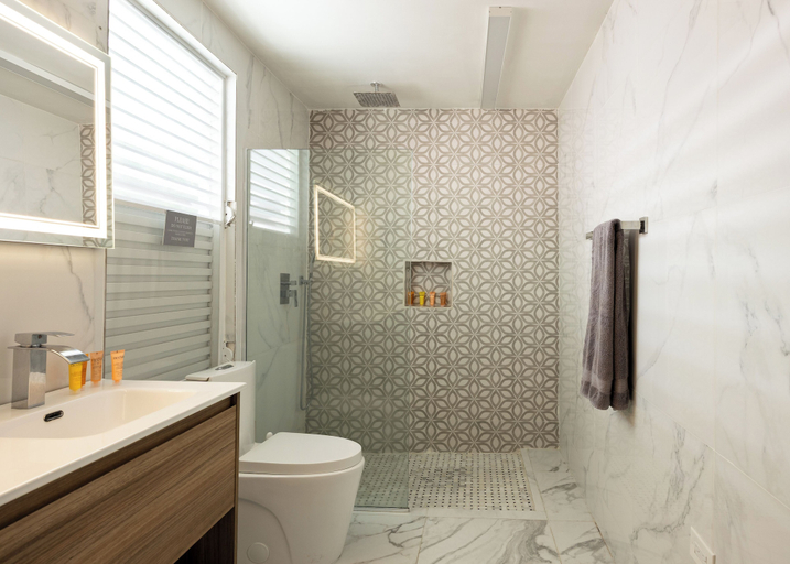 Bathroom 4, Ocean Park 4BDR / 2b Pool @ Riviera Villa