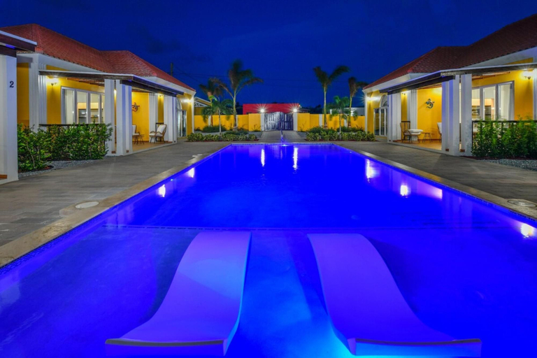 Exterior 4, Picaron Villas