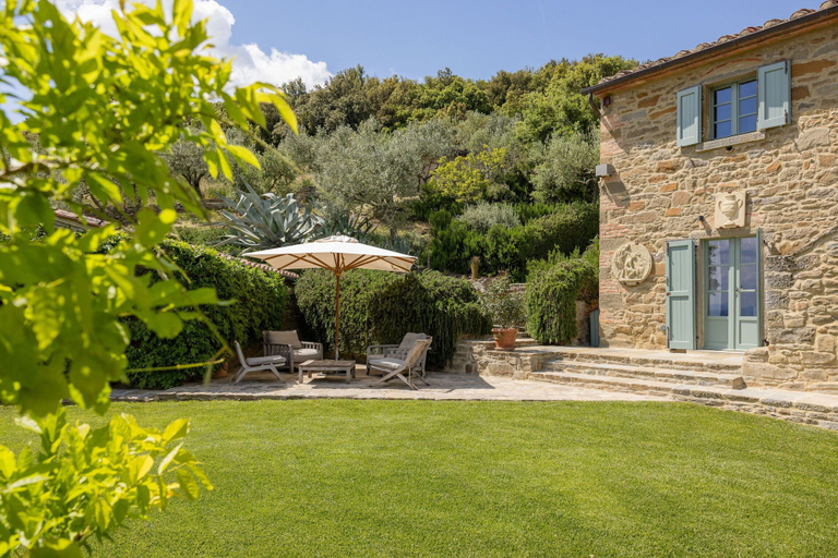 Front of property 2, Tenuta Pomona, Arezzo