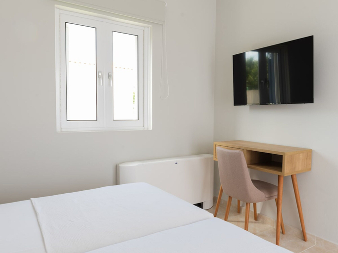 Bedroom 2, Vasilopoulos Residences - Villa Kalliste, Ionian Islands