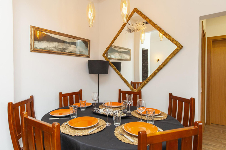 Room 2, C01 - Trindade 3 Bed Flat in Lagos, Lagos