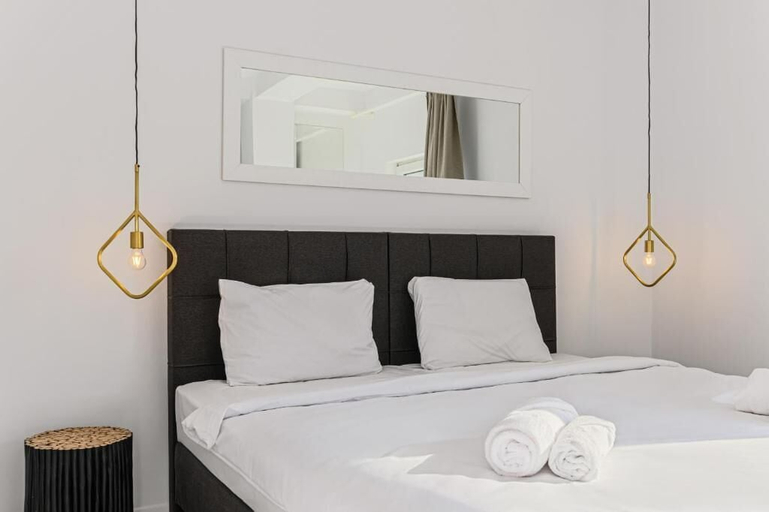 Room 2, MoHost Harmony Apartments - City Center, Brasov