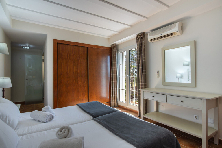 Room 2, Apartment by Isla Canela Golf, Huelva