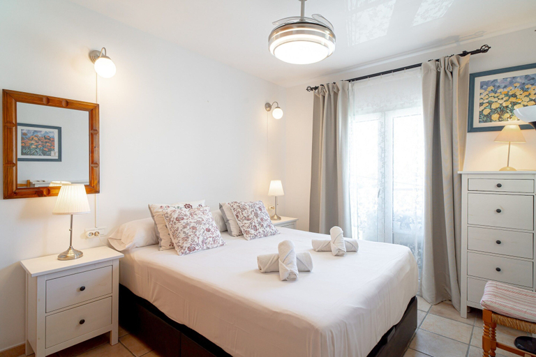 Bedroom 3, Apartment in Nerja near Carabeillo Beach, Málaga