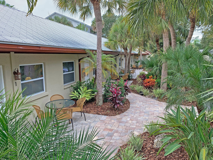 Primary image, Siesta Heron 2, Sarasota