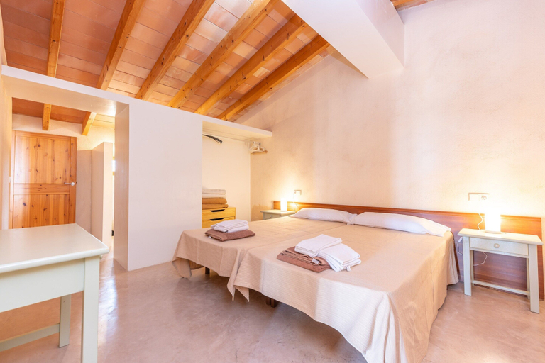 Room 5, Can Jeroni Carrio - Villa With Private Pool, Baleares