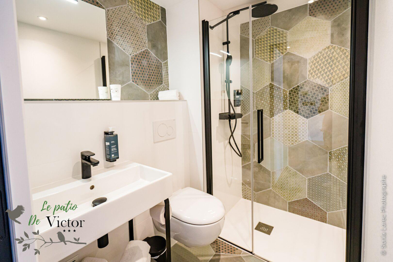 Bathroom, Hôtel d'Arvor, Morbihan