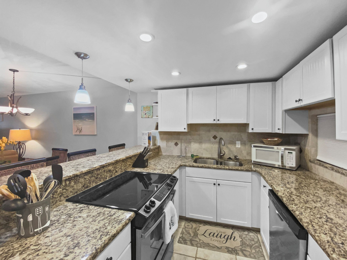 Interior 2, Bay Oaks - E82, Sarasota
