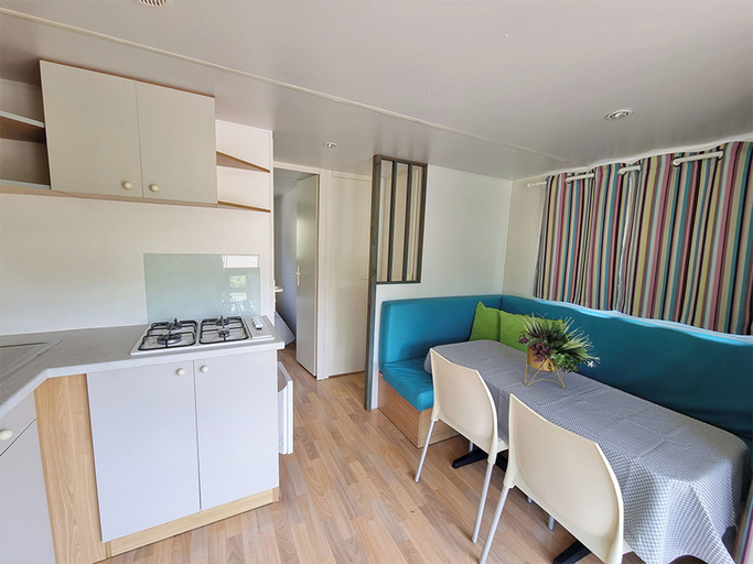 Living area 3, Bungalows y Cabañas Solopuent Natur, Huesca