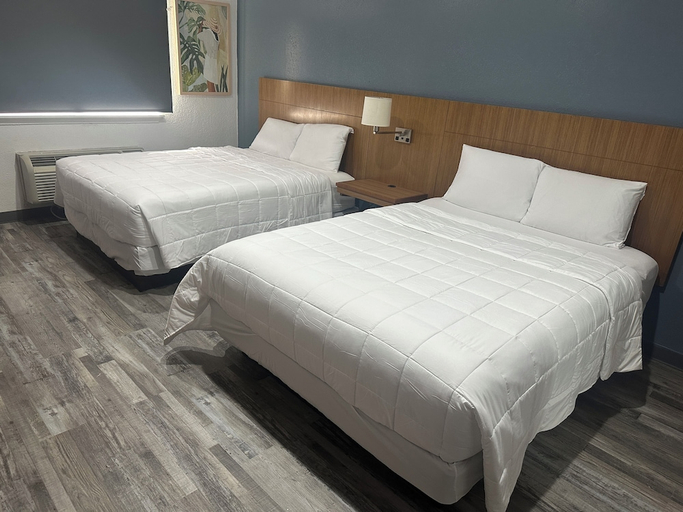 Bedroom 5, Extend-A-Suites Utep, El Paso