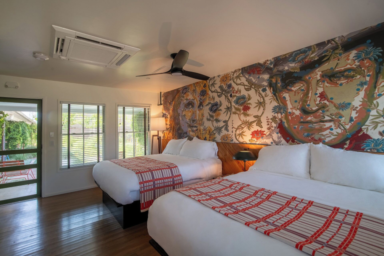 Bedroom 3, Talbot Commons Hotel, Williamson
