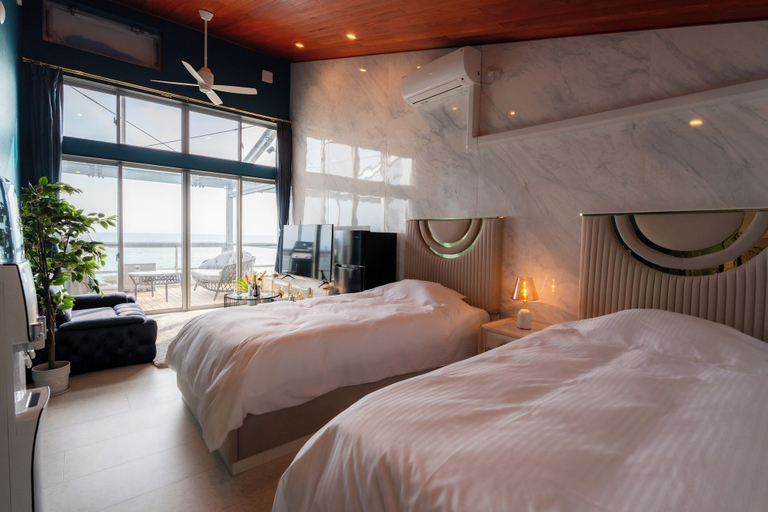 Room 2, Glamping Resort WOOD DESIGN PARK NOMA, Mihama