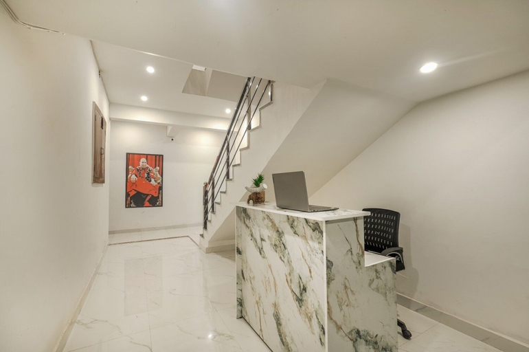Reception 1, Aerostays Studio Apartments, Sahibzada Ajit Singh Nagar