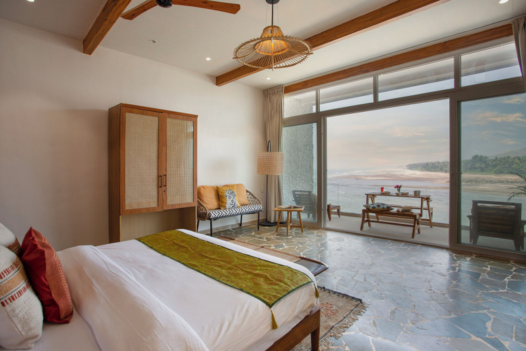 Room 3, Amã Stays & Trails Athaang, Dapoli, Ratnagiri